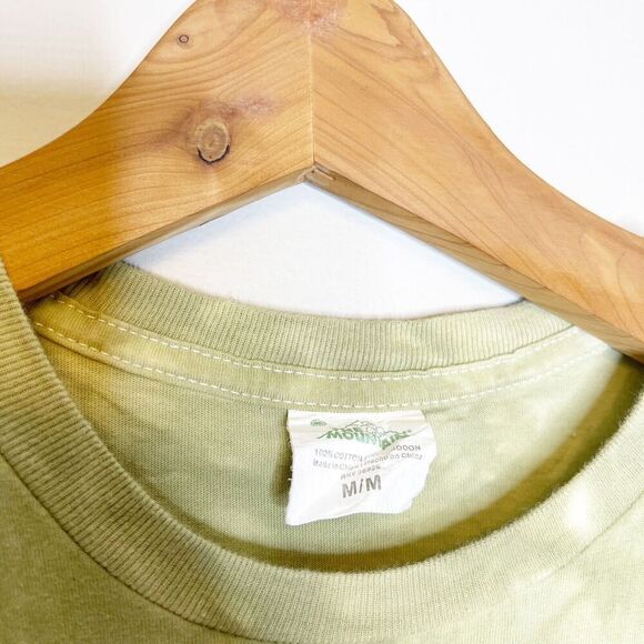 The Mountain M Medium Wolf T-Shirt Green Tie Dye Short Sleeve Native American - Picture 7 of 7
